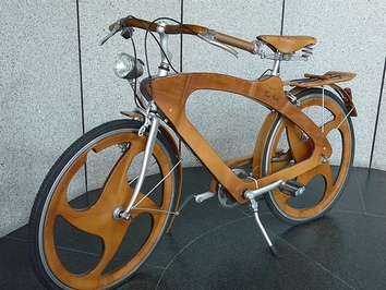 tino_sana_wooden_bike_1.jpg
