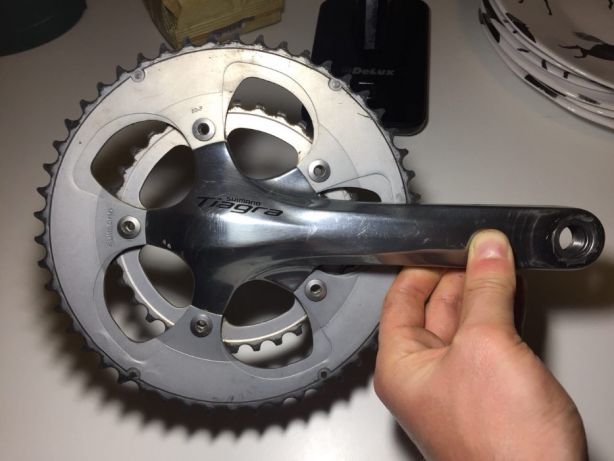 641484344_2_644x461_shimano-tiagra-4650-crankset-shatuni-fotografii.jpg