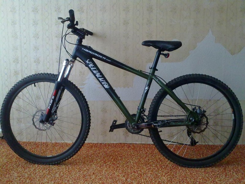 21032010011 bike.JPG