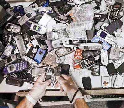 dorogo_kuplyu_nerabochiy_telefon_19740831_1_F.jpg