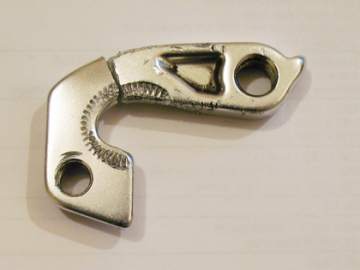 Hanger-11.jpg