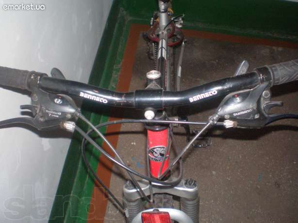 81932685_2_644x461_velosiped-benneto-mega-watt-fotografii.jpg