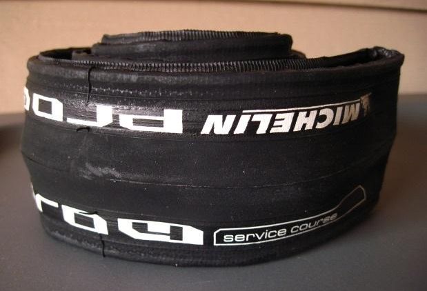 73858-largest_1_Pro_4_tire.jpg