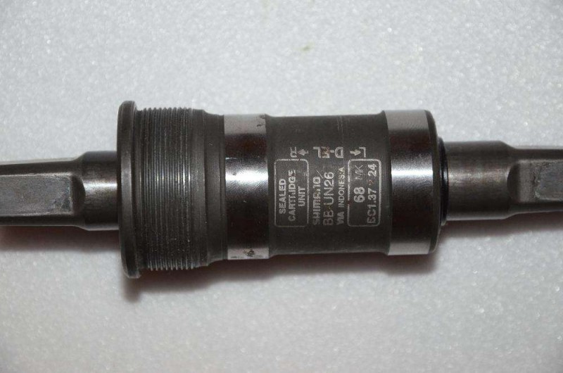275545976_6_1000x700_karetka-velosipednaya-shimano-bb-un26-bsa-.jpg