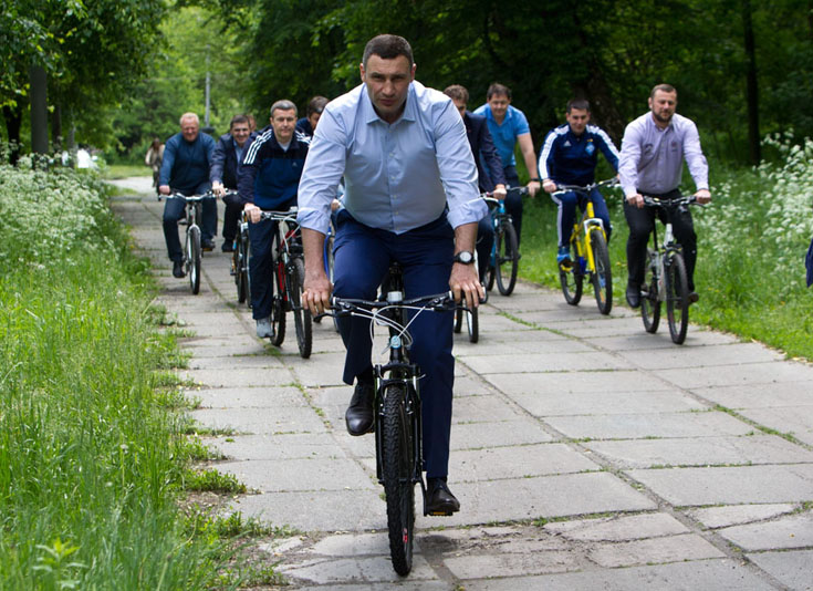 klitchko-na-velosypedi.jpg