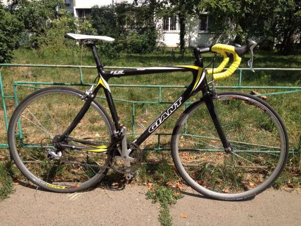 1-360168638_6_644x461_karbonovyy-shosseynyy-velosiped-giant-tcr-composite-duraace-rama-l-_rev003 (1).jpg