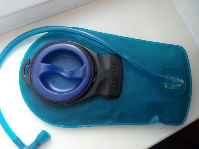 455195754_1_1000x700_gidrator-camelbak-na-15-litra-original-zaporozhe.jpg (62.1Кіб)Переглянуто 974 разів 455195754_1_1000x700_gidrator-camelbak-na-15-litra-original-zaporozhe.jpg