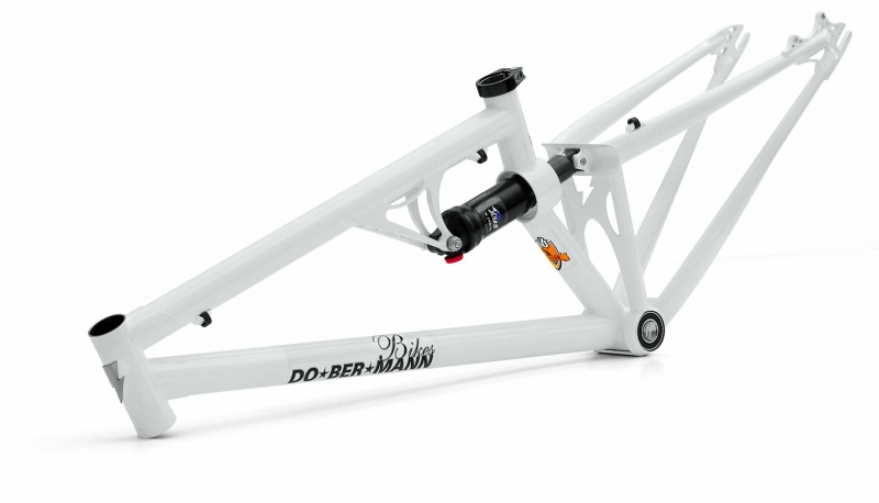 Dobermann Le Pink Slopestyle frame.jpg