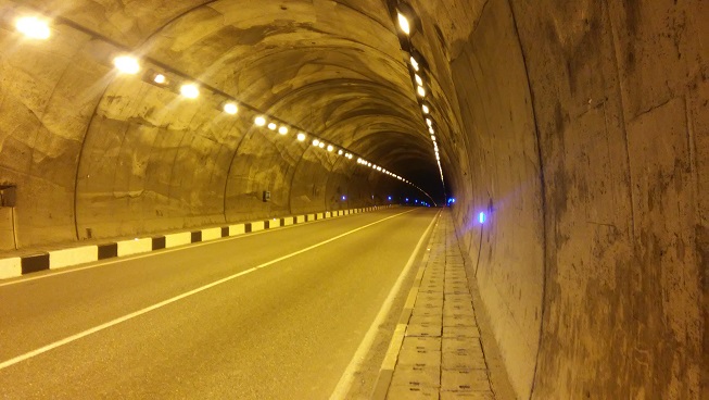 ботсад внутри тонеля.jpg