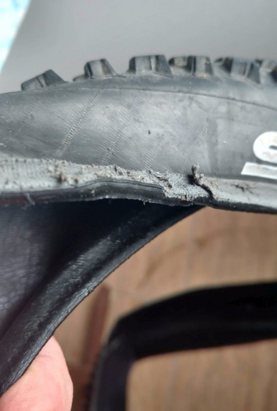 ЛеонидТаранюк_фото_дефекта_IMG_20180725_130559579_HDR_1.jpg (90.35Кіб)Переглянуто 4806 разів ЛеонидТаранюк_фото_дефекта_IMG_20180725_130559579_HDR_1.jpg